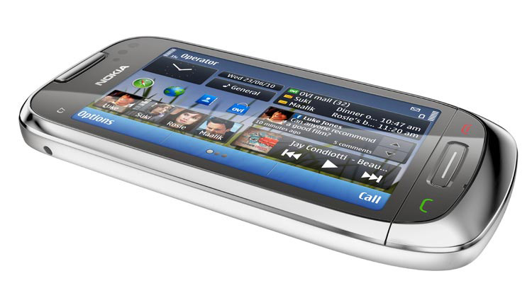 Nokia C 7